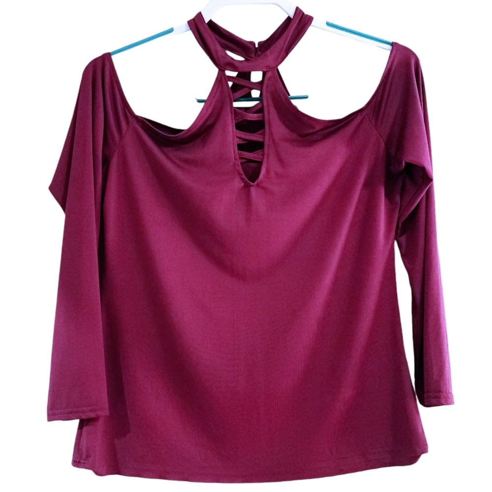 Open shoulder shirt light mauve color.
